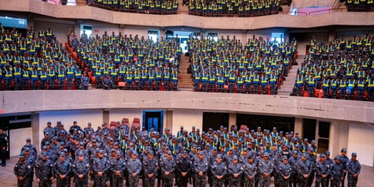 Policía distribuye agentes para reforzar seguridad en operativo de Semana Santa 2026