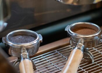 Científicos hallan un inesperado uso para los residuos del café