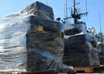 Guardia Costera incauta más de 53 millones de dólares en drogas en el Pacífico Oriental y el Mar Caribe