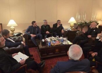 Irán y EEUU inician contactos diplomáticos en Islamabad