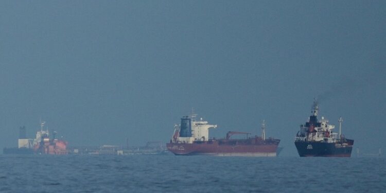 Irán anuncia nuevo cierre de Ormuz por el rechazo de Trump a levantar el bloqueo naval