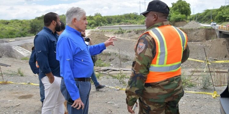 Obras Públicas avanza labores por derrumbe en carretera Ocoa–Cruce de Ocoa