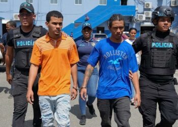 Se entregan “Nota Alta” y “El Montro”, vinculados a muerte de mayor de la Policía