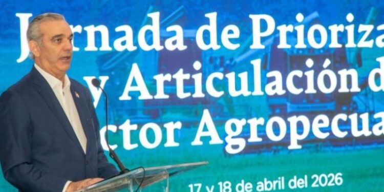 Presidente Abinader llama a consensuar acciones a favor del sector agropecuario
