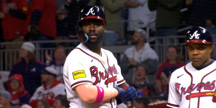 Carlos Estévez (pie) a la lista de lesionados de los Reales