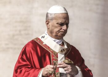 El papa León XIV advierte que «los tiranos están asolando el mundo»