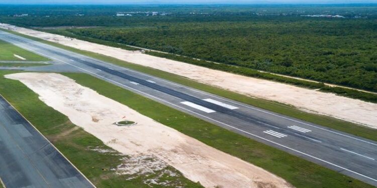 Inician los trabajos de rehabilitación mayor de la pista de aterrizaje del Aeropuerto Las Américas