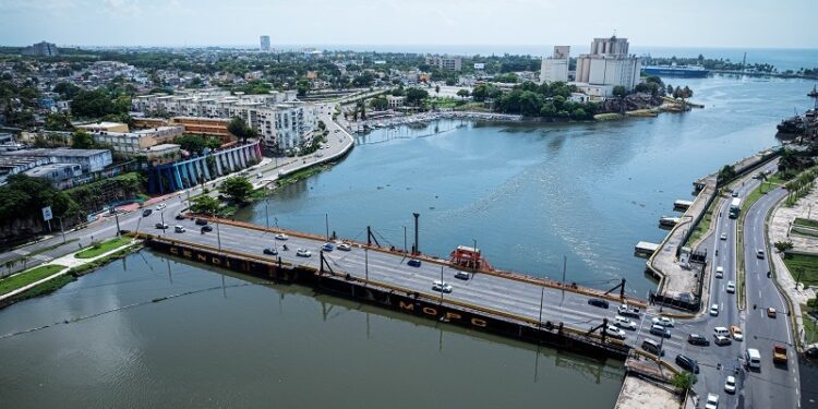 Obras Públicas anuncia cierre del Puente Flotante este sábado