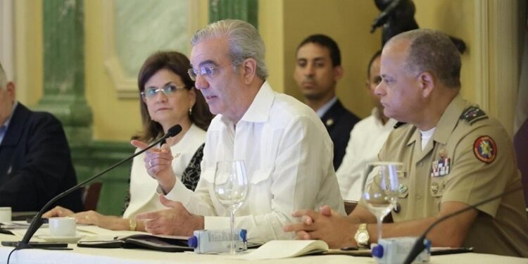 Gobierno se mantiene en sesión permanente ante las lluvias