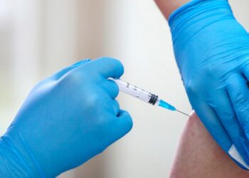 Las vacunas personalizadas contra el cáncer serán gratuitas en Rusia