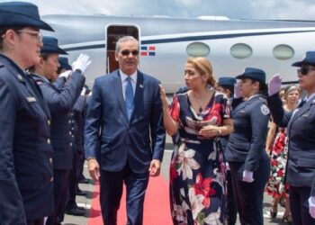 Presidente Abinader llega a Costa Rica para participar en la toma de posesión de Laura Fernández Delgado