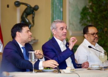 Gobierno anuncia licitación para rescatar el Teatro Agua y Luz