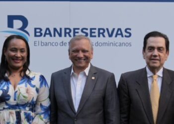 Banreservas ofrece cóctel para fortalecer vínculos con la diáspora dominicana en España