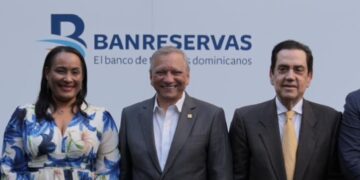 Banreservas ofrece cóctel para fortalecer vínculos con la diáspora dominicana en España