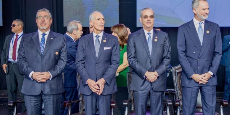 Abinader participa en toma de posesión de la presidenta de Costa Rica, Laura Fernández Delgado