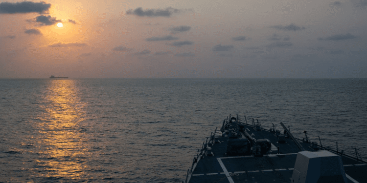 Trump anuncia el final del bloqueo naval a Irán