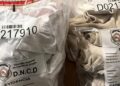 Detienen a colombiana con ropa impregnada de cocaína en aeropuerto Las Américas