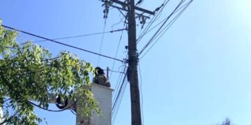 Edesur instala dos nuevos transformadores en Palo Alto, Barahona