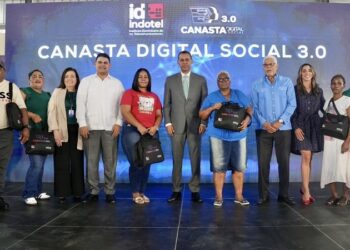 Indotel entrega Canasta Digital Social 3.0 a más de 350 personas en Circunscripción 3 del DN