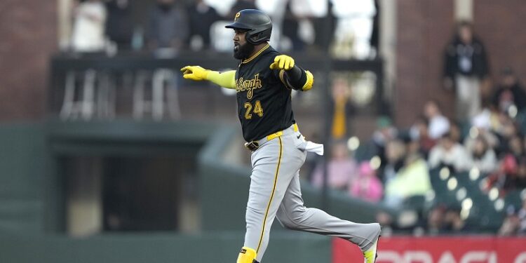 Ozuna fija su próxima meta tras unirse al club de los 300 HR: “¡Vamos por 400!”
