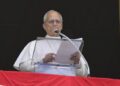 El Papa denuncia ataques a la prensa y honra a periodistas asesinados