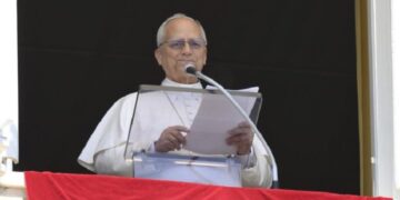 El Papa denuncia ataques a la prensa y honra a periodistas asesinados
