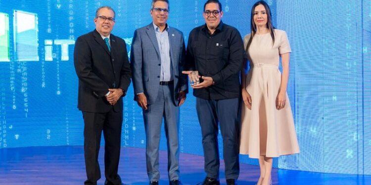 ETED avanza al puesto 14 en transformación digital