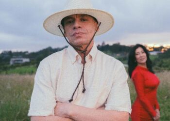 Vico C celebra 30 años de amor junto a su esposa Sonia con el tema “Le Pido a Dios”