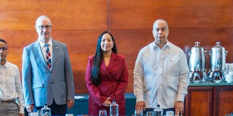 RD y Colombia fortalecen cooperación en la lucha contra la trata de personas y el tráfico de migrantes