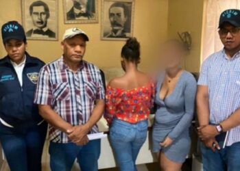 Policía localiza sanas y salvas a dos adolescentes