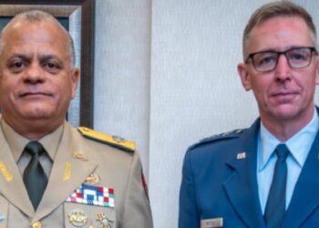 Ministro de Defensa recibe delegación del Comando Sur de los Estados Unidos 
