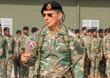 Comandante del Ejército recorre puestos fronterizos en Elías Piña e Independencia