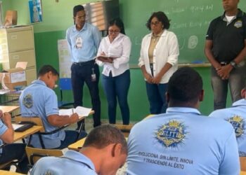 Más de 200 presos reciben las Pruebas Nacionales 