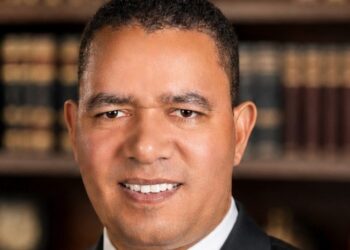 Jhonny Aristy anuncia aspiraciones a la presidencia del Colegio de Abogados para el período 2026-2029