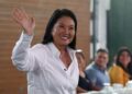 Fujimori dice tener «mucha esperanza» en que voto extranjero defina elección con Sánchez