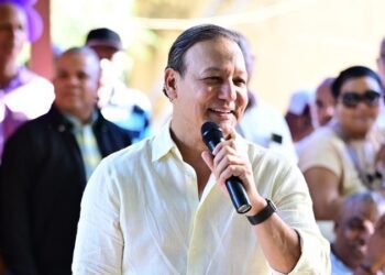 Abel Martínez opina el Gobierno debe revisar sus prioridades, antes de pedirle  al pueblo más sacrificios
