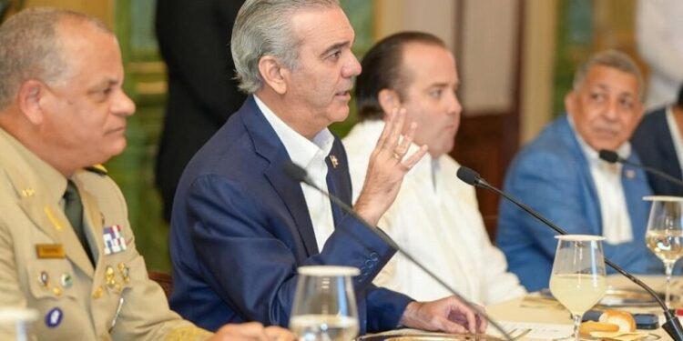 Gobierno fortalecerá seguridad y desarrollo en la frontera con construcción de verja y mercado binacional