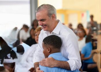 Presidente Abinader inaugurará este jueves dos hospitales y dos techados escolares