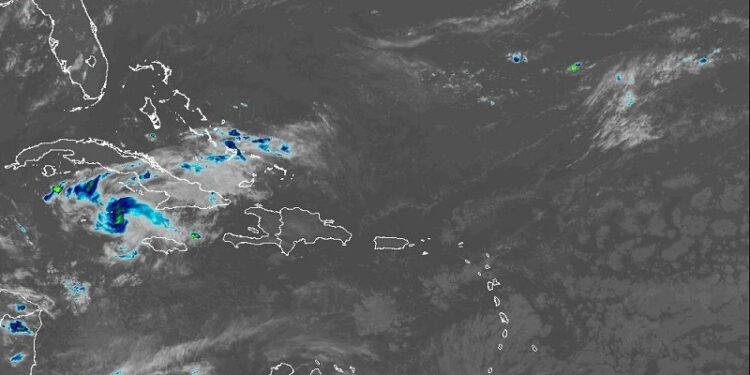 Domingo soleado, caluroso y con escasas lluvias en gran parte del país