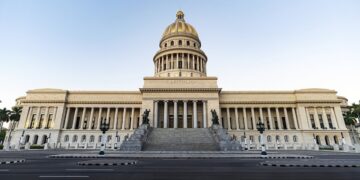 Asamblea Nacional de Cuba aprueba transformaciones para preservar la Revolución