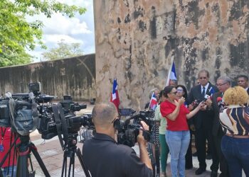 Acuerdo migratorio con EU debió ser aprobado por el Congreso Nacional, afirma el Instituto Duartiano