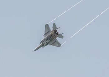 Israel ataca a Irán en contra de los deseos de Trump