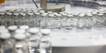 Rusia está a punto de lanzar sus primeras vacunas contra un agresivo cáncer cerebral
