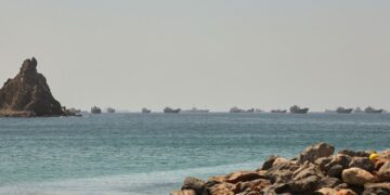 Irán cierra el estrecho de Ormuz ante ataques de Israel en el Líbano