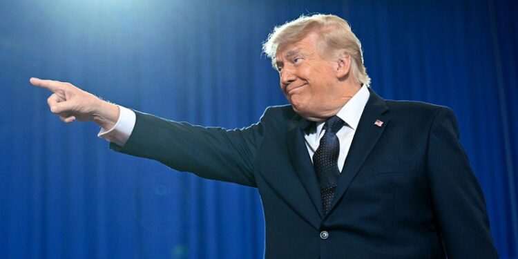 «Barcos del mundo, pongan en marcha sus motores»: Trump confirma el acuerdo con Irán