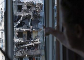 El Papa: Nunca asociar el nombre de Dios con la guerra