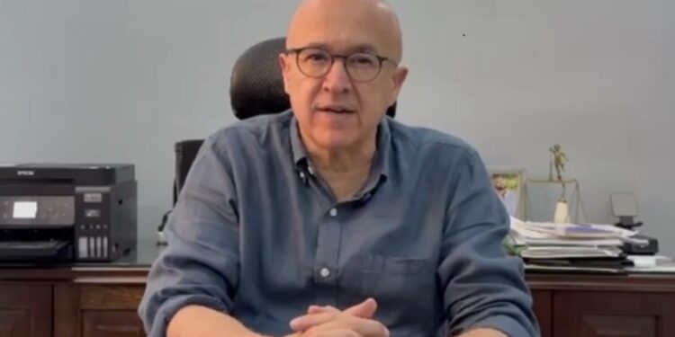 Domínguez Brito pide al Ministerio Público investigar Cooperativa de Maestros y su vínculo con dirigentes del PRM