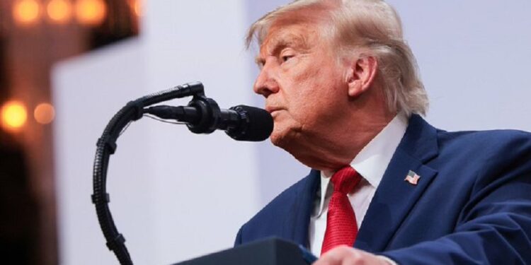 Irán expresa protesta tras amenazas de Trump y abandona negociaciones
