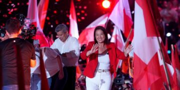 Con el 100 % contado : Keiko Fujimori gana las presidenciales de Perú