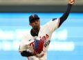 Mellizos activan a Kendry Rojas y designan para asignación a Lawrence